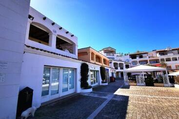 مبيت وإفطار Relais Du Port