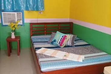Bed and Breakfast Jay Henry Transient Beach House , A Pagudpud ,blue Lagoon Beach