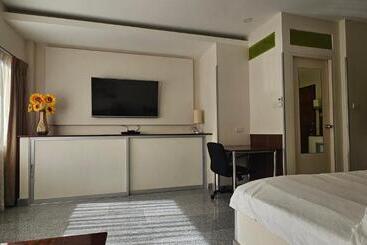 Apartmanszálloda Oasis Rentals, Diana Estate, Pattaya