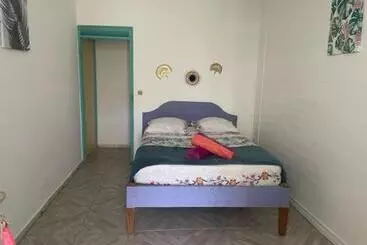 هتل آپارتمان Residence Chez Marraine Maison Bertili