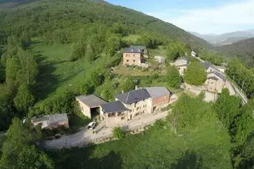 Aamiaismajoitus (B&B) Cal Calau Vegà