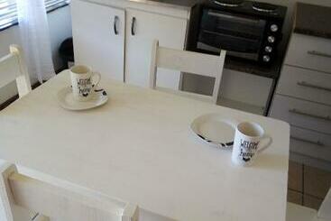 بنسيون Spacious 1bed + Braai 13km To Paternoster Beach