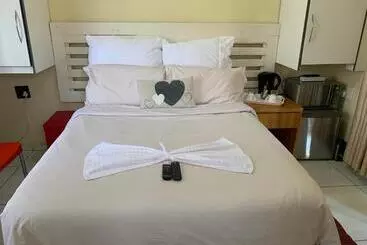 ベッドアンドブレックファースト Ekaya Palace Guest House