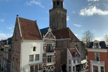 Kleinschalig Hostel In Deventer, Hartje Stad, Aan De Ijssel