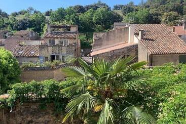 ベッドアンドブレックファースト La Villageoise, Chambre Troglodyte Pitoresque Au Cœur Du Village