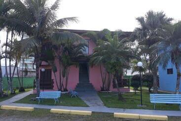 پانسیون Associação Sabesp Bertioga Sp