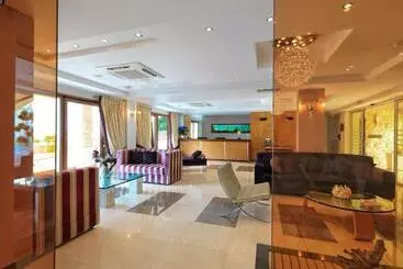 호텔 Olympion Sunset