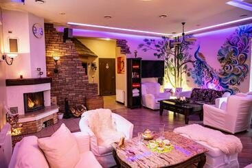 Пансион Villa Royal Club 13