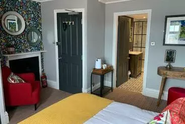 Bed and Breakfast Sherlocks Lodgings