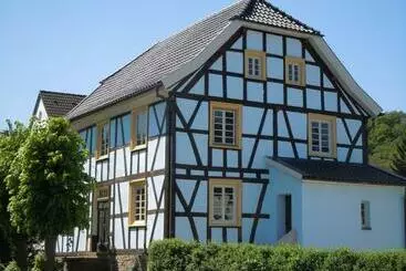 Aamiaismajoitus (B&B) Anno 1772