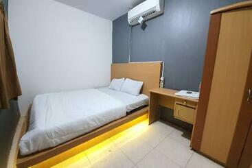 Chrysant Hotel Sawit By Idh