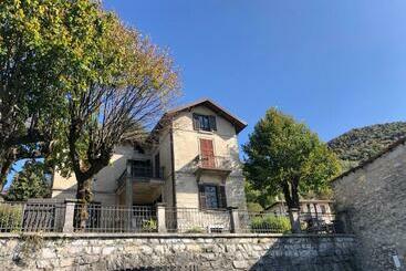 Villa Il Maiale Bianco B&b