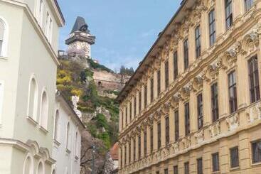 هتل آپارتمان Limehome Graz Argos By Zaha Hadid