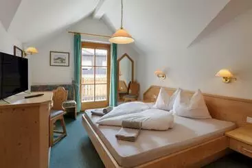 Aamiaismajoitus (B&B) Garni Ziernheld