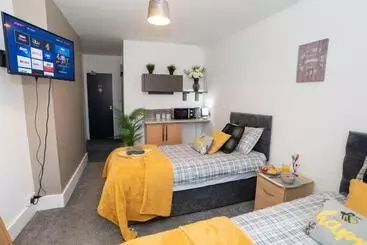 Huoneistohotelli Bentley House With En Suites