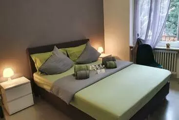 Pensió 7rooms Grancia