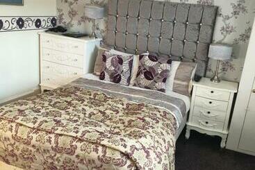 Pensionat No 26 Rooms