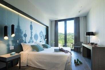 هتل Duparc Contemporary Suites
