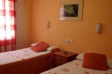 هتل Hostal Restaurante Rancheiro