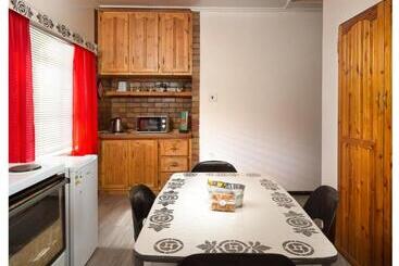 צימר Hillside Guest House