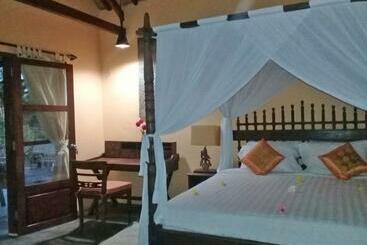 Panzió Waiara Village Guesthouse