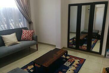 تختخواب و صبحانه Campafela Guest House