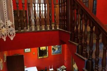 膳宿费 Affittacamere Mina