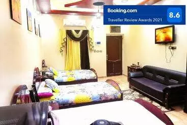 Majatalo Safari Abu Simbel