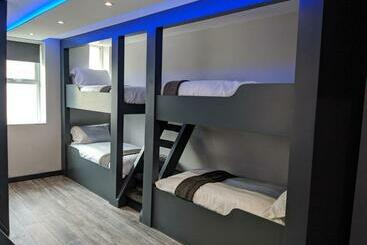 Vibe Holiday Apartments