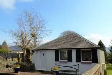 Aamiaismajoitus (B&B) Groom S Cottage