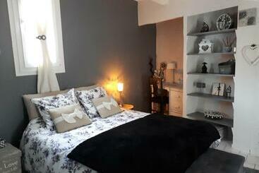 צימר Les Mirabelles Chambres D Hôtes