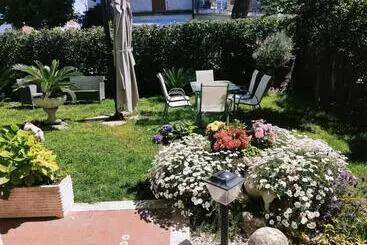 Pension  Luxury Apartment Magnolia Terrace