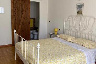 B&b Dormire Dai Grimaldi