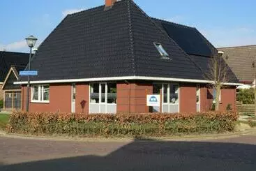 Aamiaismajoitus (B&B) Logement Gieten