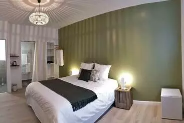 Pensiune Chambres Privées Hyper Centre Epernay Lit 160x200cm