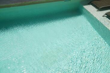 هاستل Red Panda Hostal