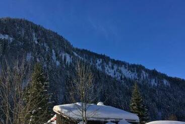 بنسيون Gatterl Zum See