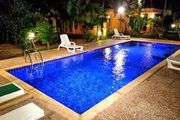 Bungalow Aonang Lake Side