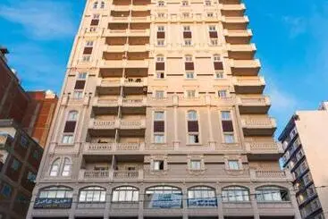 アパートホテル Almanara Hotel Marsa Matrouh