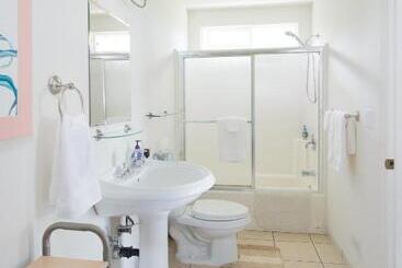 膳宿费 Bears  Place Guest House