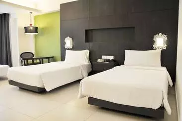 Hotel Avillion Admiral Cove