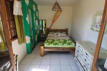 Пансион Amarelo Hibisco