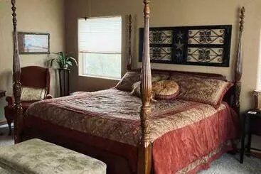Casa Del Rio Bed And Breakfast