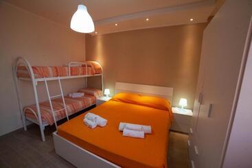 بنسيون B&b Miramare Suite