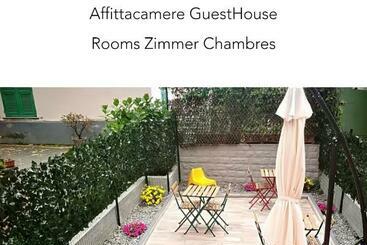 ペンション Pink House Garden