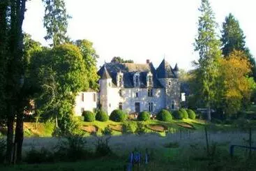تختخواب و صبحانه Manoir De La Rémonière