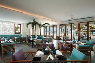 Hotel Pullman Danang Beach Resort