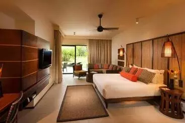 リゾートホテル Constance Ephelia