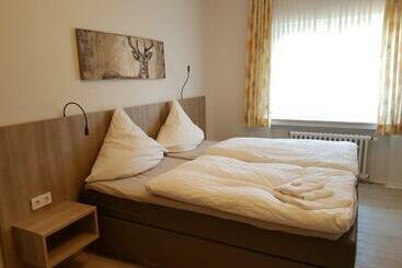 酒店 Pension Haus Pooth