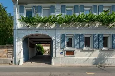 Aamiaismajoitus (B&B) Gästezimmer Im Weingut Wolf